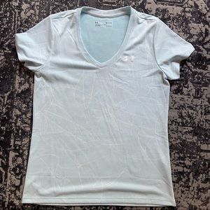 NWOT underarmour heat gear v-neck
